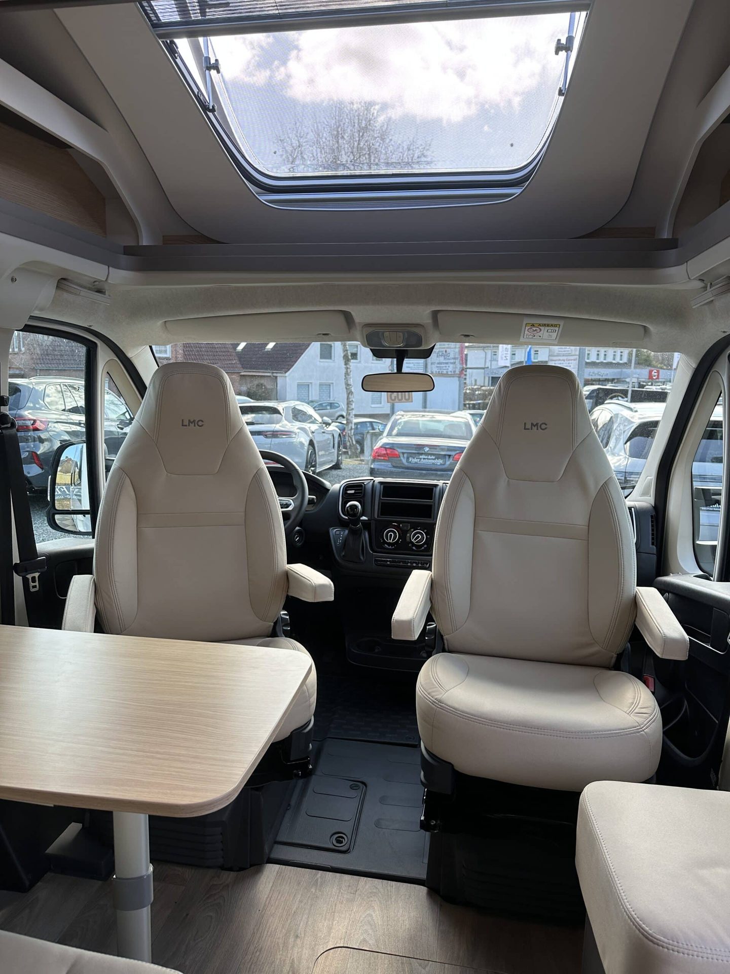 Lmc-Tourer-T-660-663-G-70-Jahre-Sondermodell TOURER T 660/663 – Bild 11