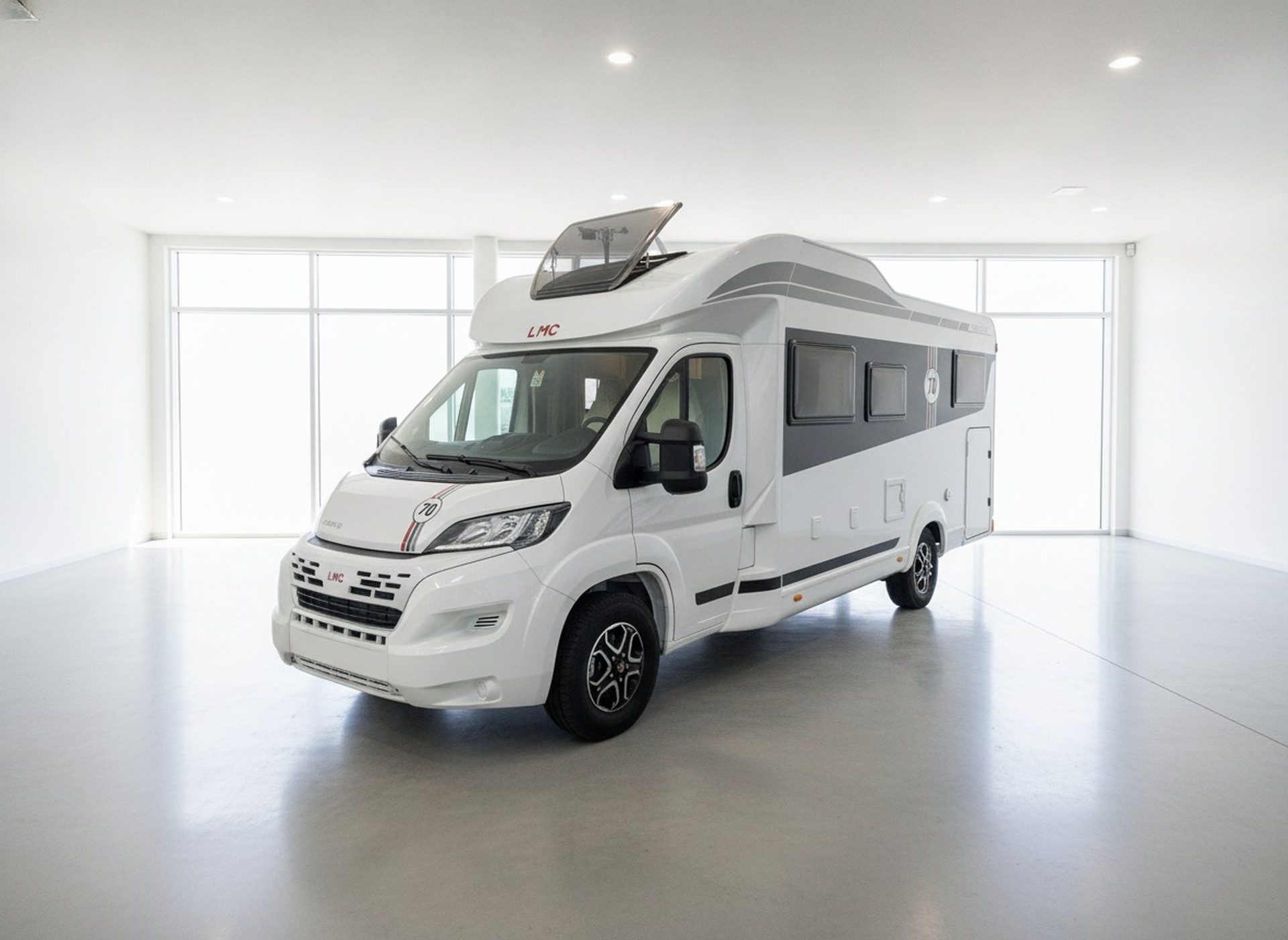 Lmc-Tourer-T-660-663-G-70-Jahre-Sondermodell TOURER T 660/663